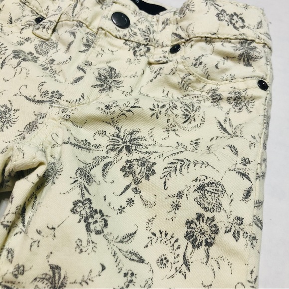 Girl’s Joe’s Jeans Yellow Floral Print Pants - Picture 2 of 8